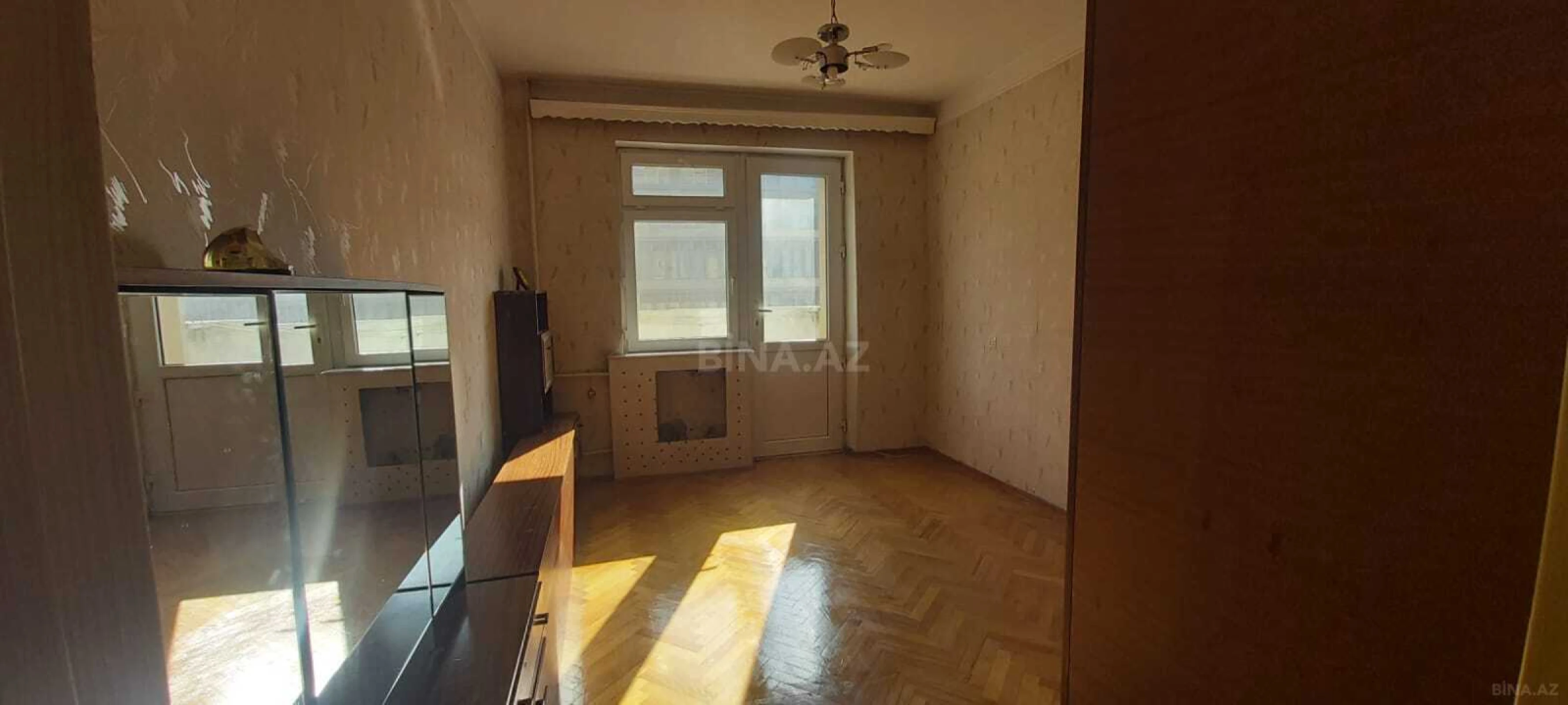 Satılır 2 otaqlı mənzil 65 m²