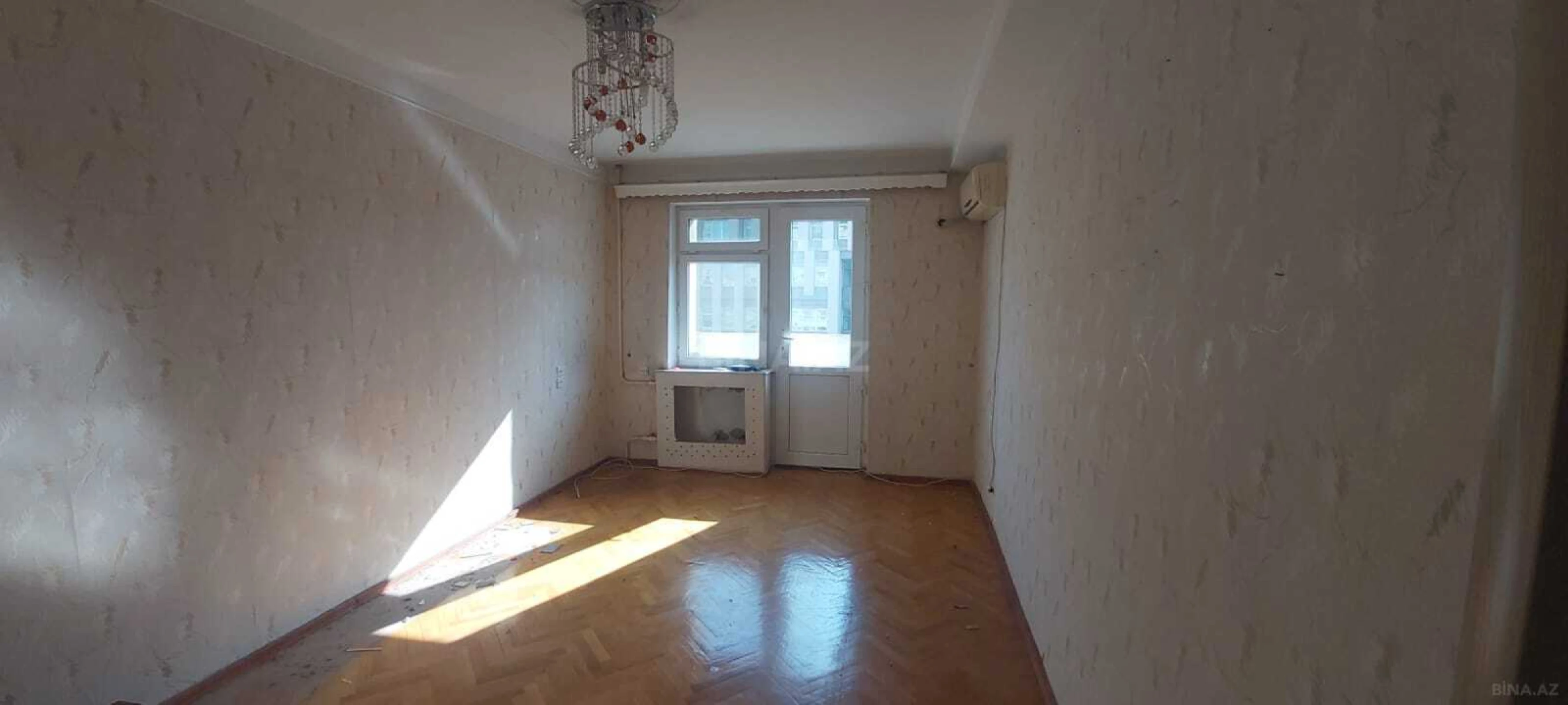 Satılır 2 otaqlı mənzil 65 m²