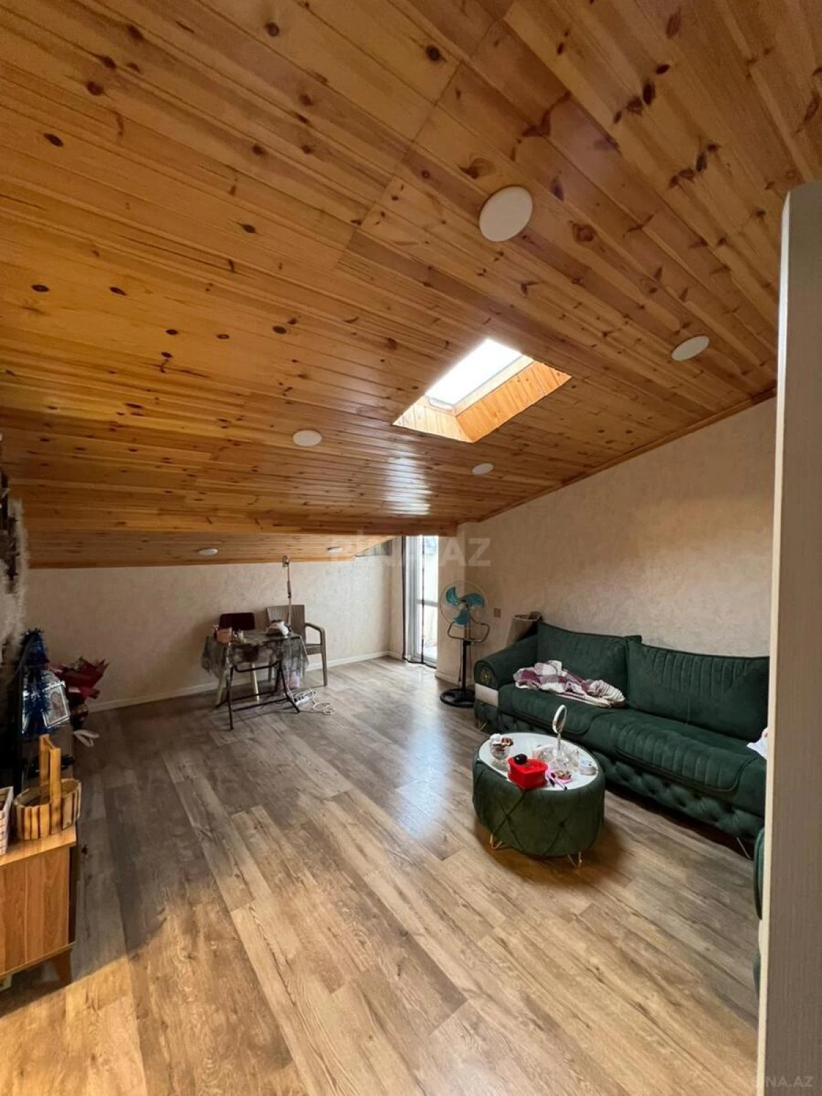 Satılır 2 otaqlı mənzil 72 m²