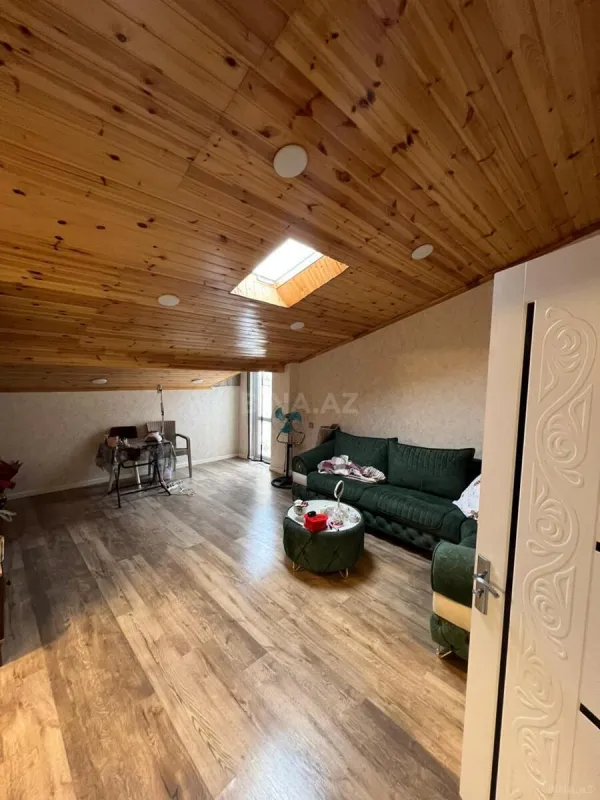 Satılır 2 otaqlı mənzil 72 m²