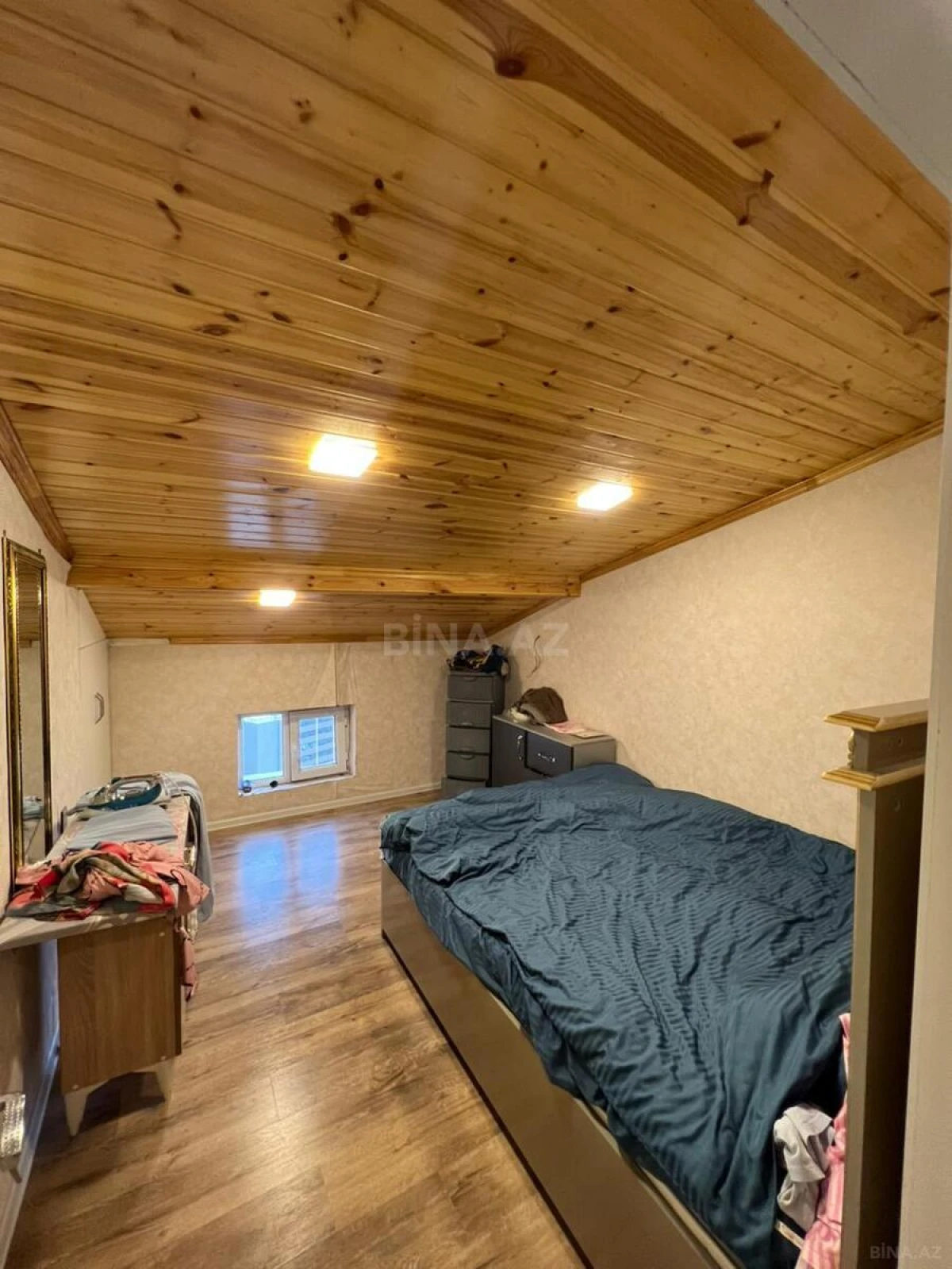 Satılır 2 otaqlı mənzil 72 m²