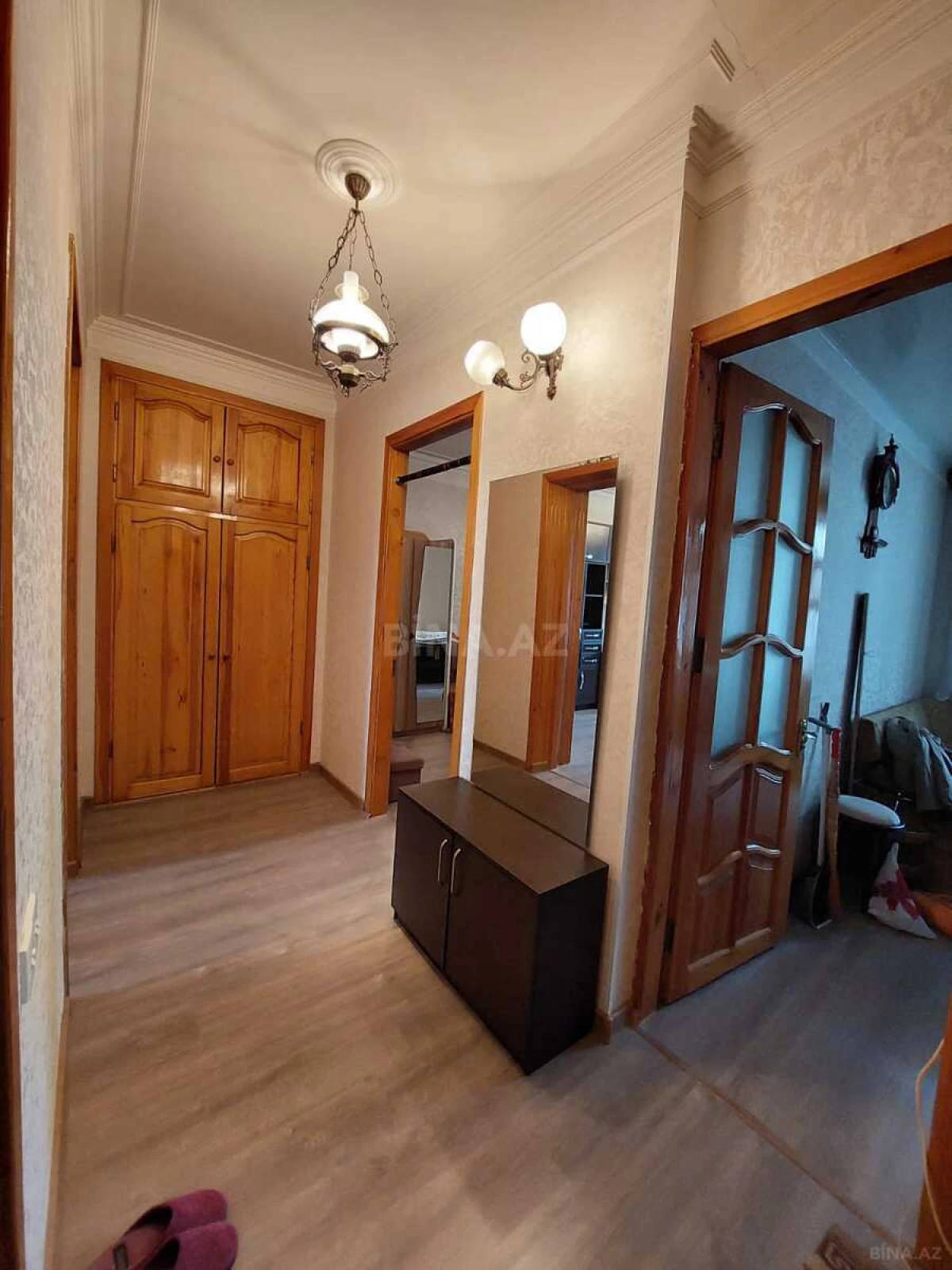 Kirayə verilir 2 otaqlı mənzil 65 m²