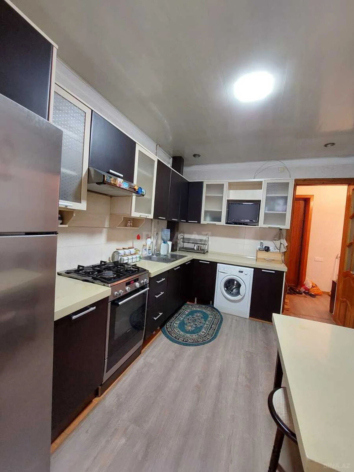 Kirayə verilir 2 otaqlı mənzil 65 m²