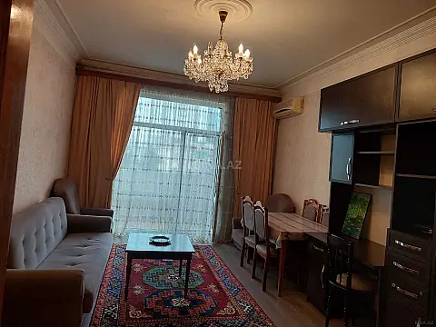 Kirayə verilir 2 otaqlı mənzil 65 m²