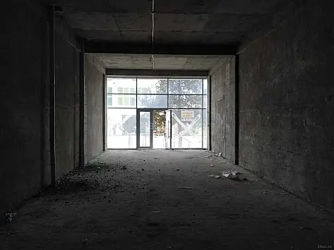 Kirayə verilir obyekt 450 m²