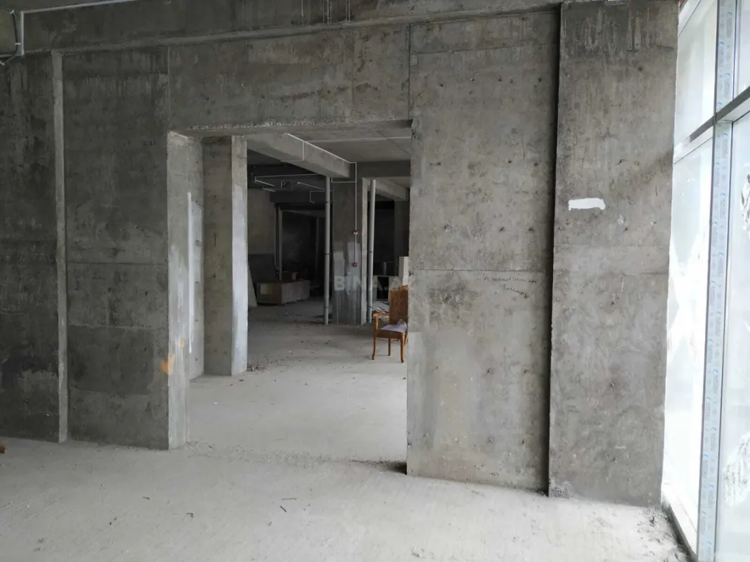 Kirayə verilir obyekt 450 m²