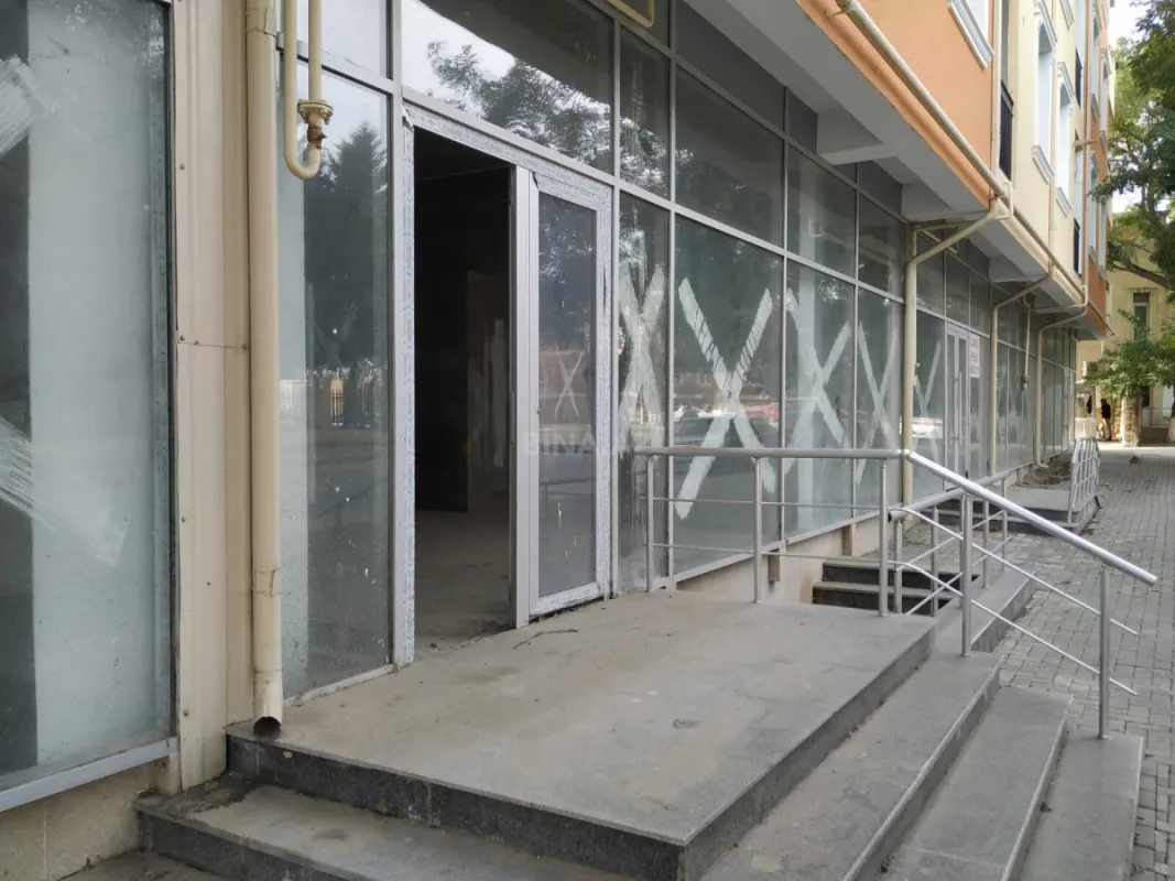 Kirayə verilir obyekt 450 m²