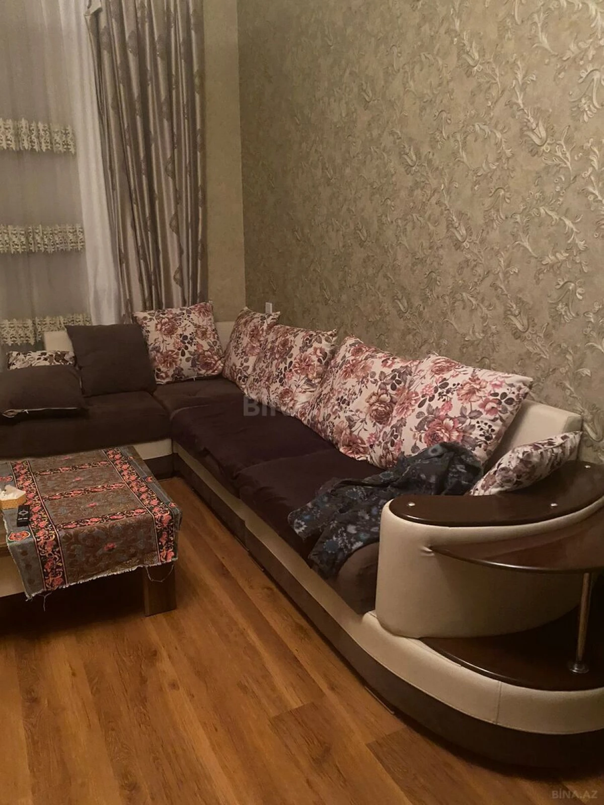 Kirayə verilir 2 otaqlı mənzil 47 m²