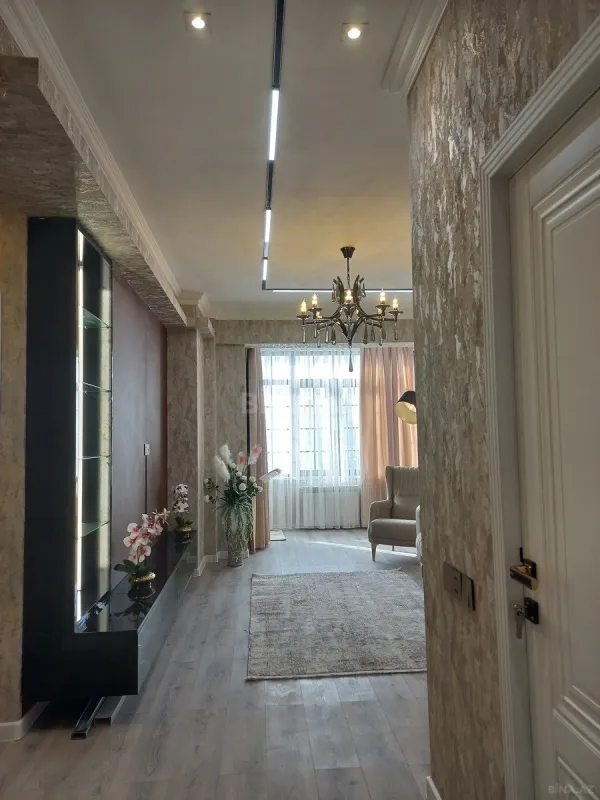 Satılır 2 otaqlı mənzil 53 m²