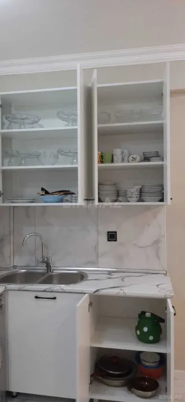 Kirayə verilir 2 otaqlı mənzil 50 m²