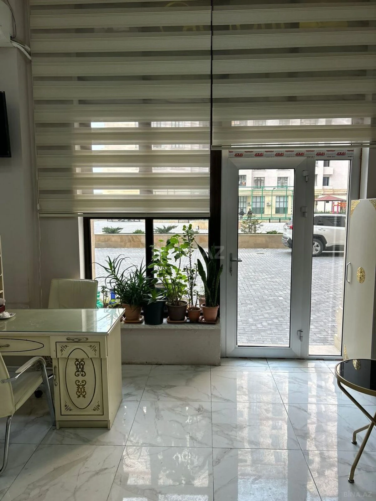 Satılır obyekt 58 m²