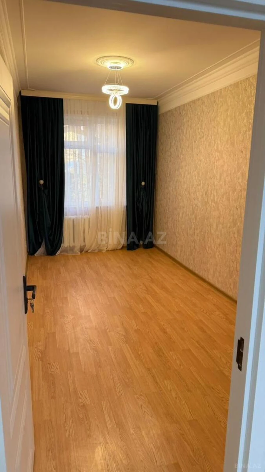 Satılır 2 otaqlı mənzil 55 m²