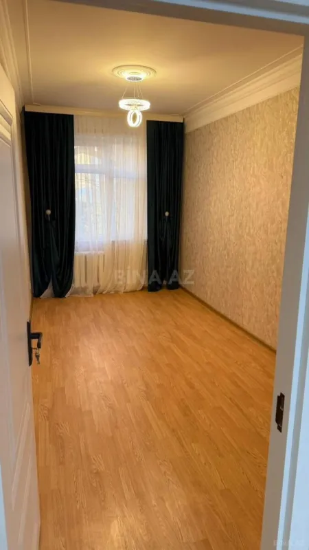 Satılır 2 otaqlı mənzil 55 m²