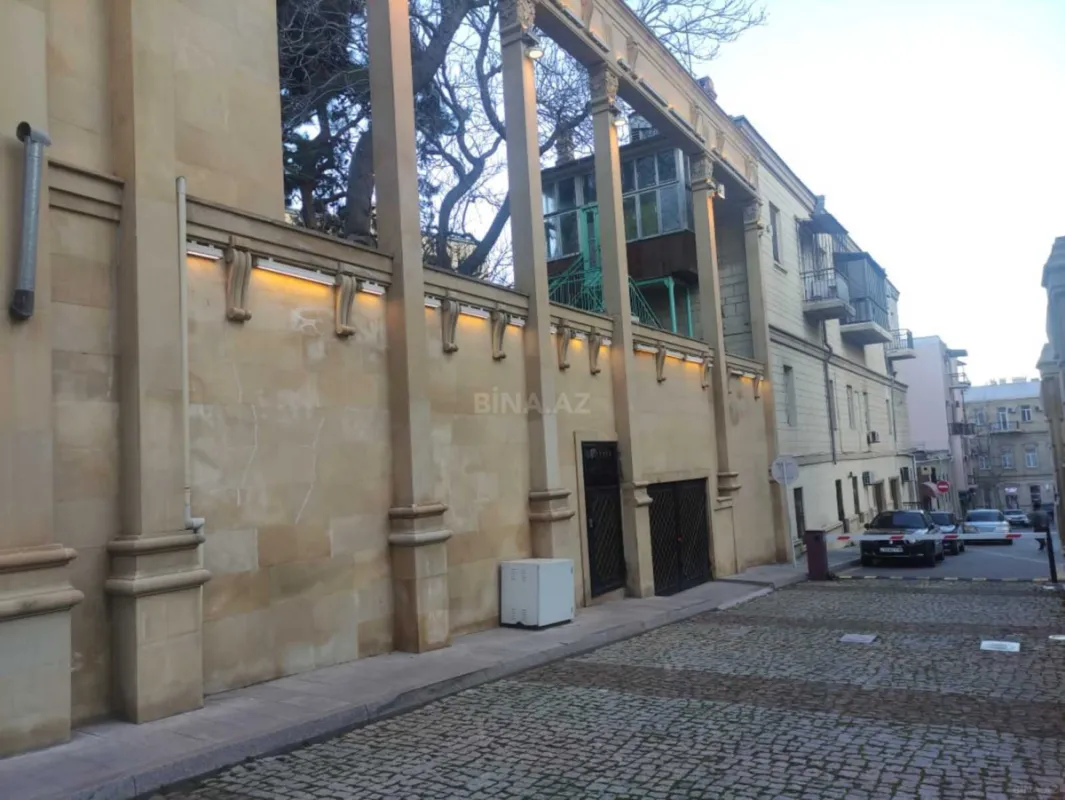 Satılır 2 otaqlı mənzil 80 m²