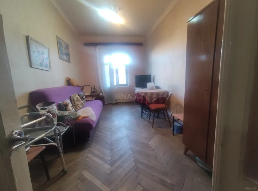 Satılır 2 otaqlı mənzil 80 m²