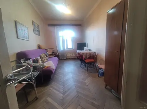 Satılır 2 otaqlı mənzil 80 m²