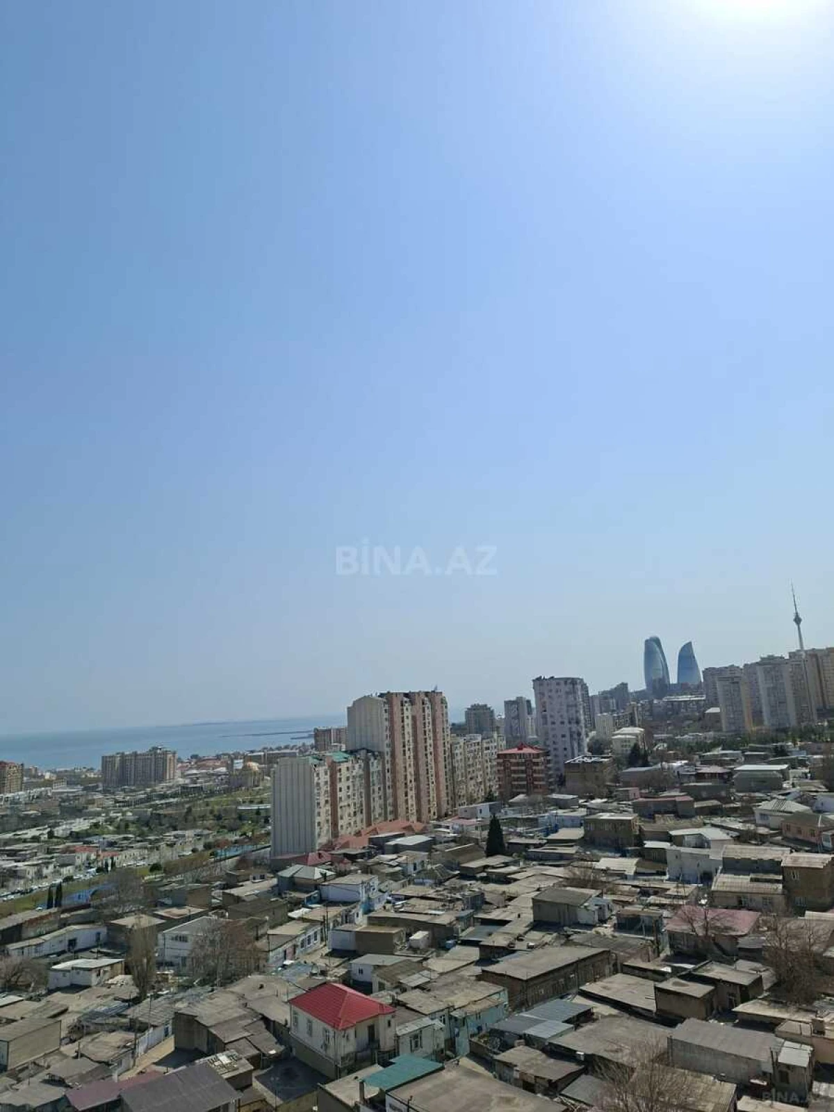 Kirayə verilir 4 otaqlı mənzil 130 m²