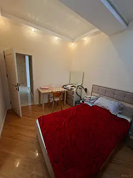 Kirayə verilir 4 otaqlı mənzil 130 m²