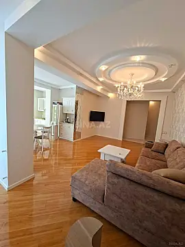 Kirayə verilir 4 otaqlı mənzil 130 m²