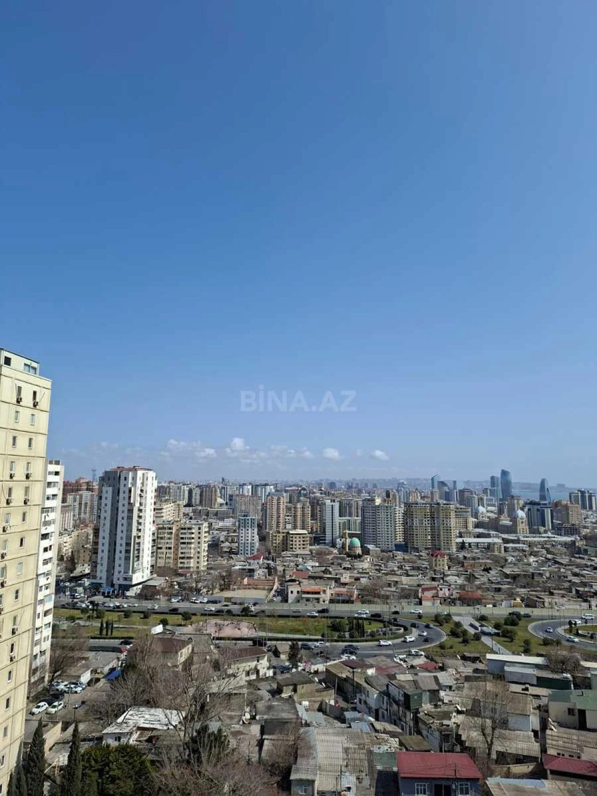 Kirayə verilir 4 otaqlı mənzil 130 m²