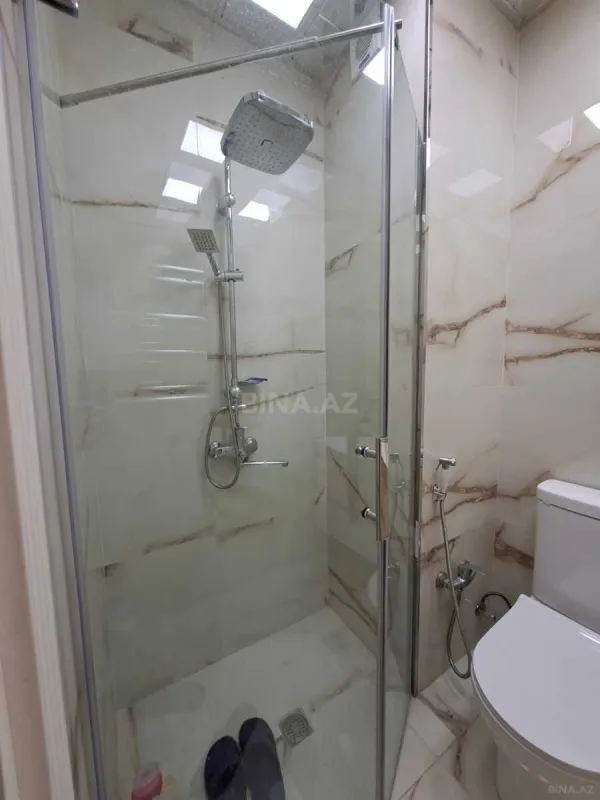 Kirayə verilir 4 otaqlı mənzil 130 m²