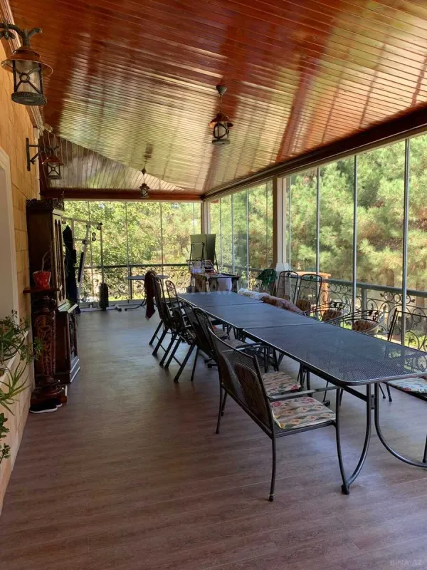 Kirayə verilir 5 otaqlı həyət evi 310 m²