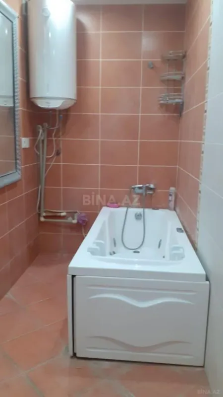 Kirayə verilir 3 otaqlı mənzil 150 m²