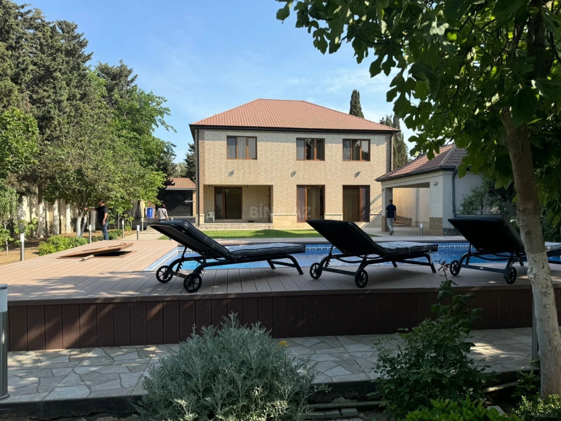 Kirayə verilir 5 otaqlı həyət evi 500 m²