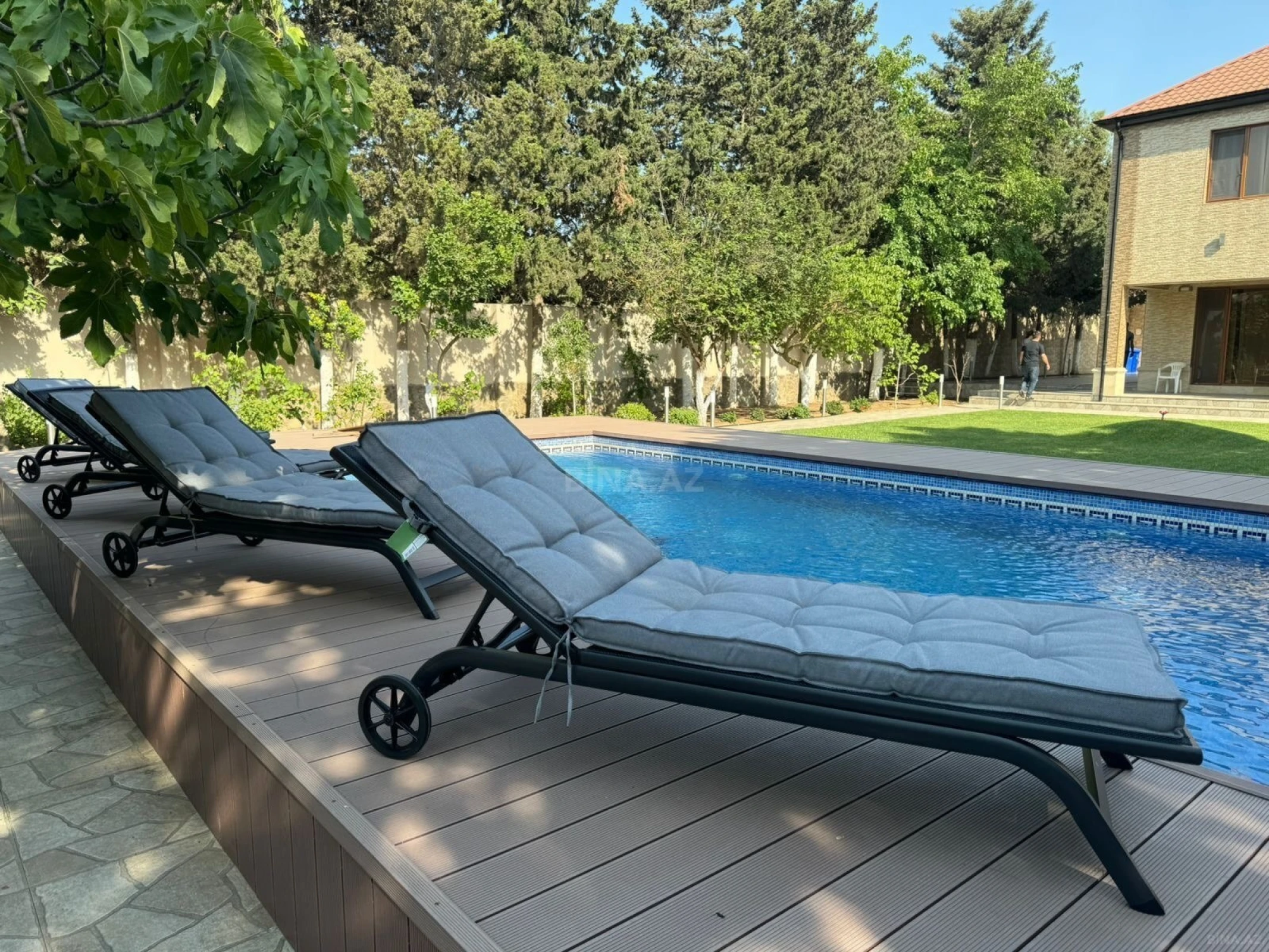 Kirayə verilir 5 otaqlı həyət evi 500 m²