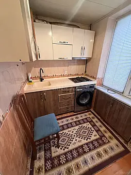 Kirayə verilir 2 otaqlı mənzil 45 m²