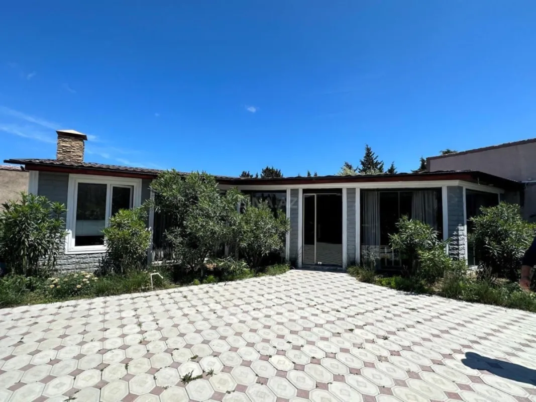 Kirayə verilir 5 otaqlı həyət evi 480 m²