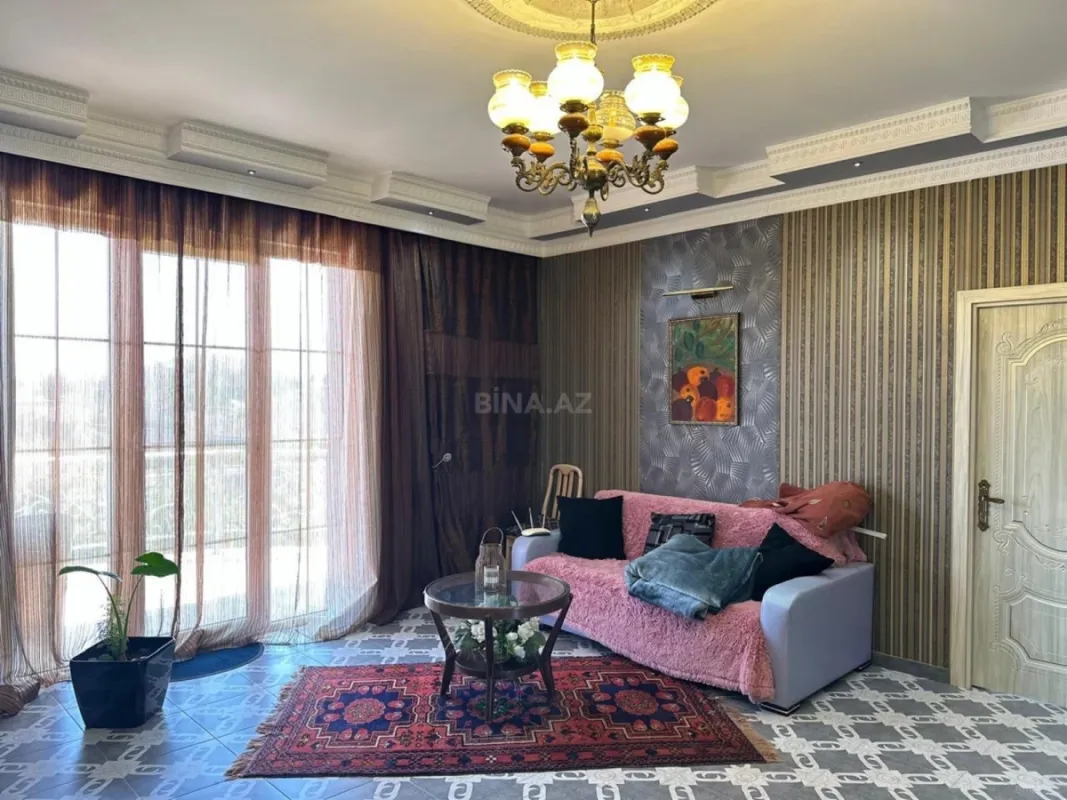 Kirayə verilir 5 otaqlı həyət evi 480 m²