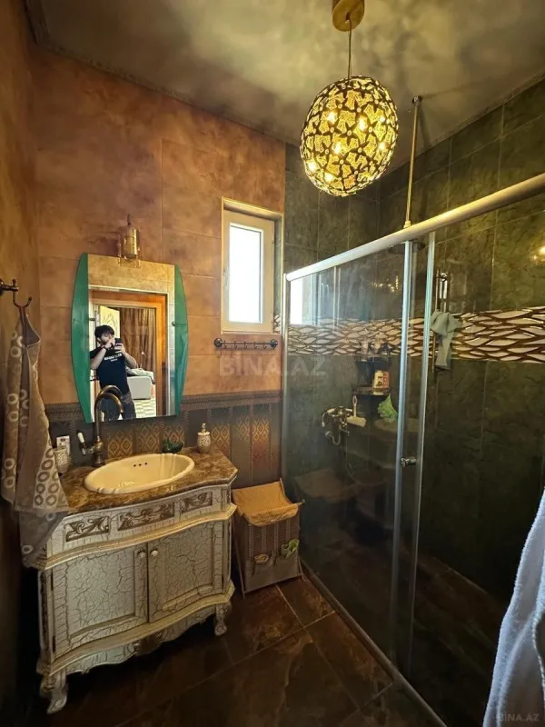 Kirayə verilir 5 otaqlı həyət evi 480 m²