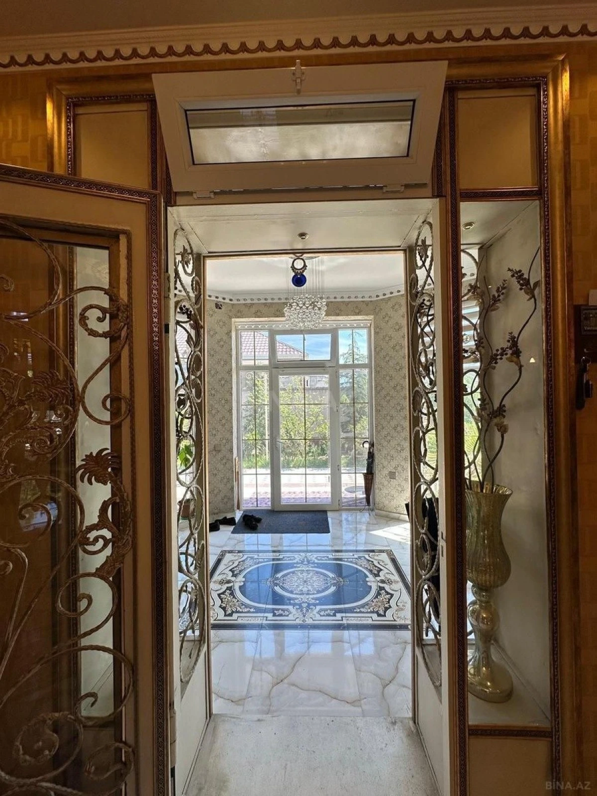 Kirayə verilir 5 otaqlı həyət evi 480 m²