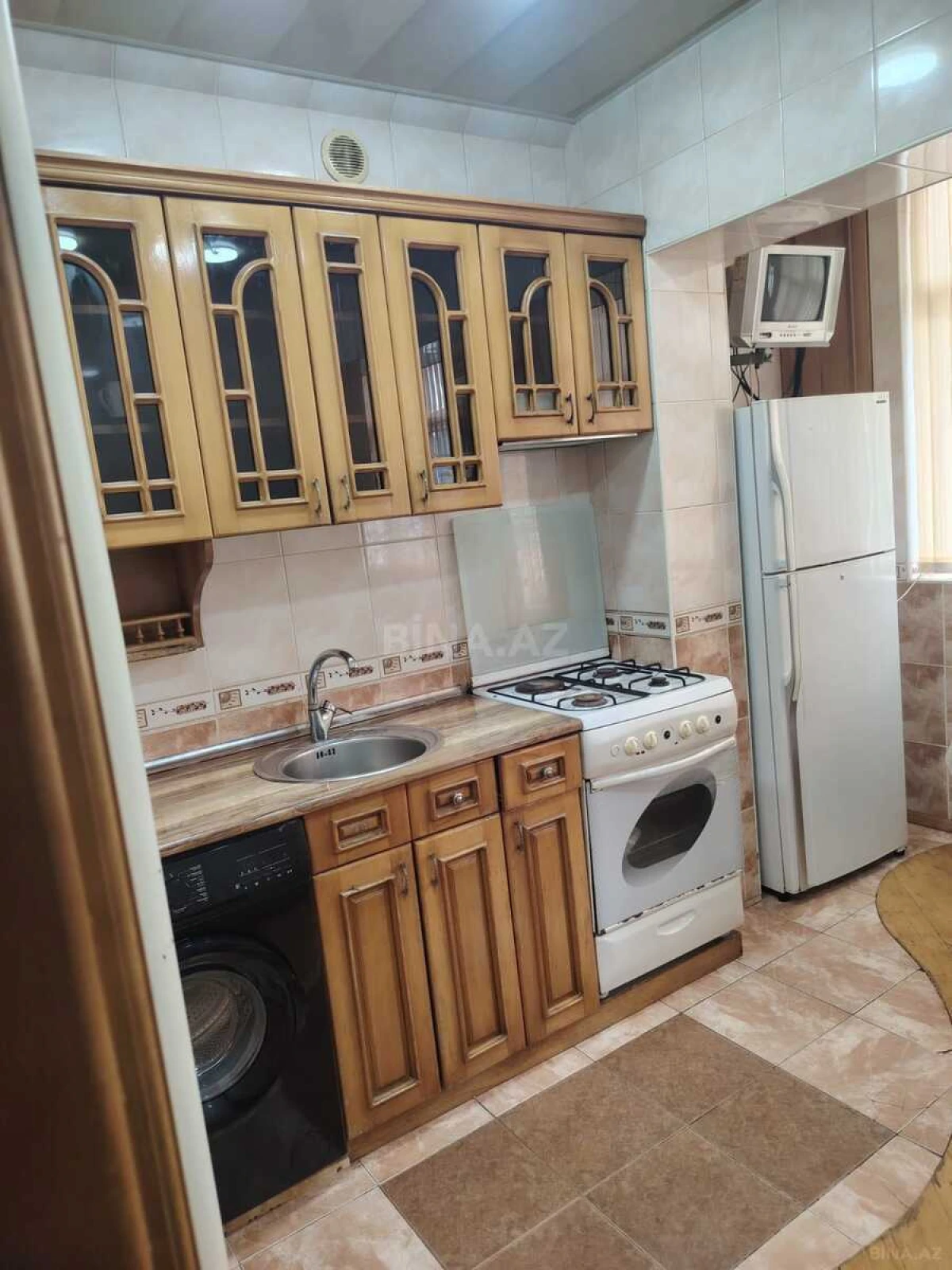 Kirayə verilir 4 otaqlı mənzil 98 m²