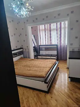 Kirayə verilir 4 otaqlı mənzil 98 m²