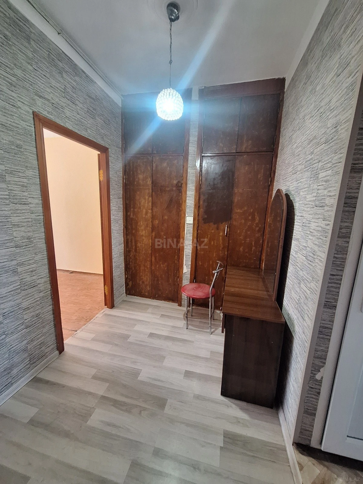 Satılır 2 otaqlı mənzil 60 m²