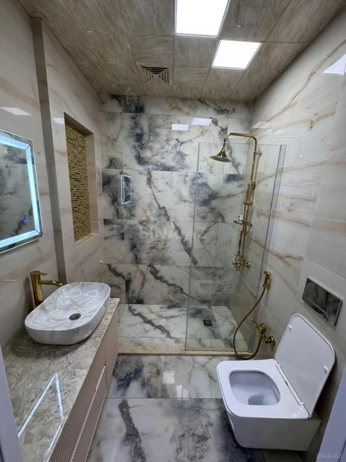 Kirayə verilir 2 otaqlı mənzil 80 m²