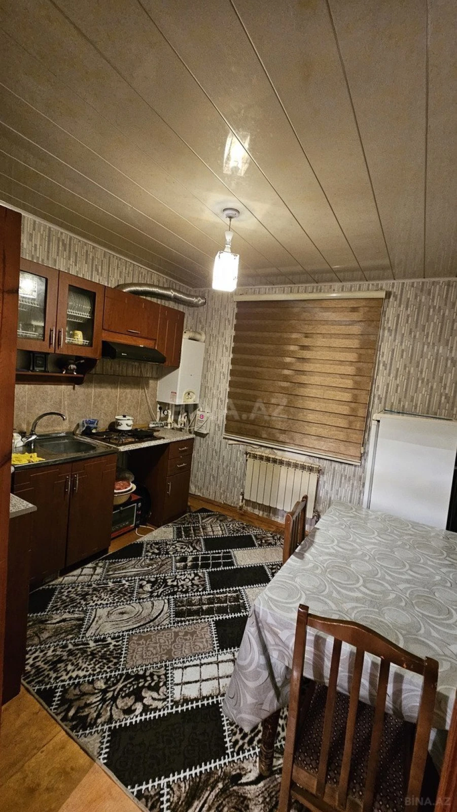 Satılır 5 otaqlı həyət evi 292 m²