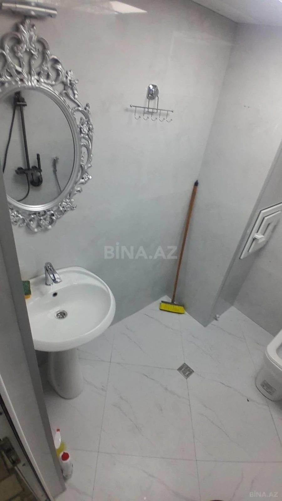 Satılır 2 otaqlı mənzil 47 m²