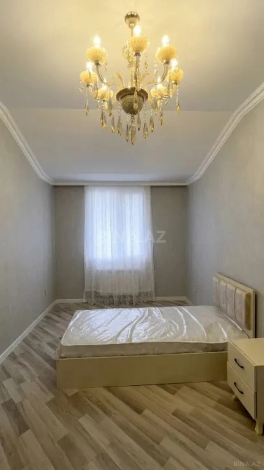 Kirayə verilir 3 otaqlı mənzil 120 m²
