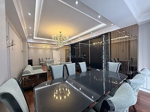 Satılır 4 otaqlı mənzil 164 m²