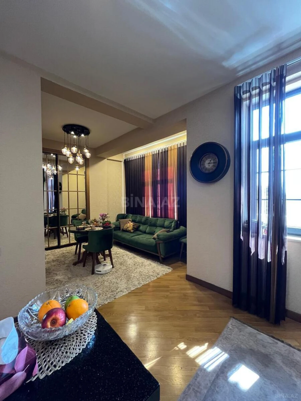 Kirayə verilir 4 otaqlı mənzil 180 m²