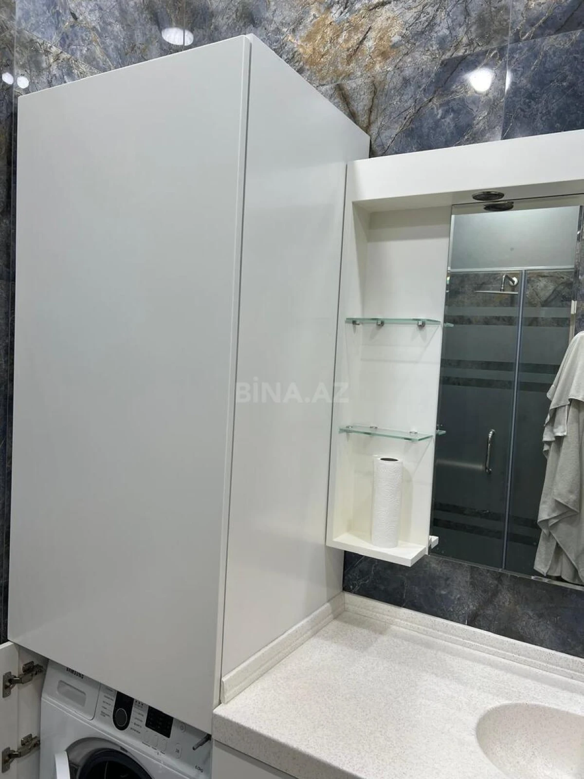 Kirayə verilir 3 otaqlı mənzil 163 m²