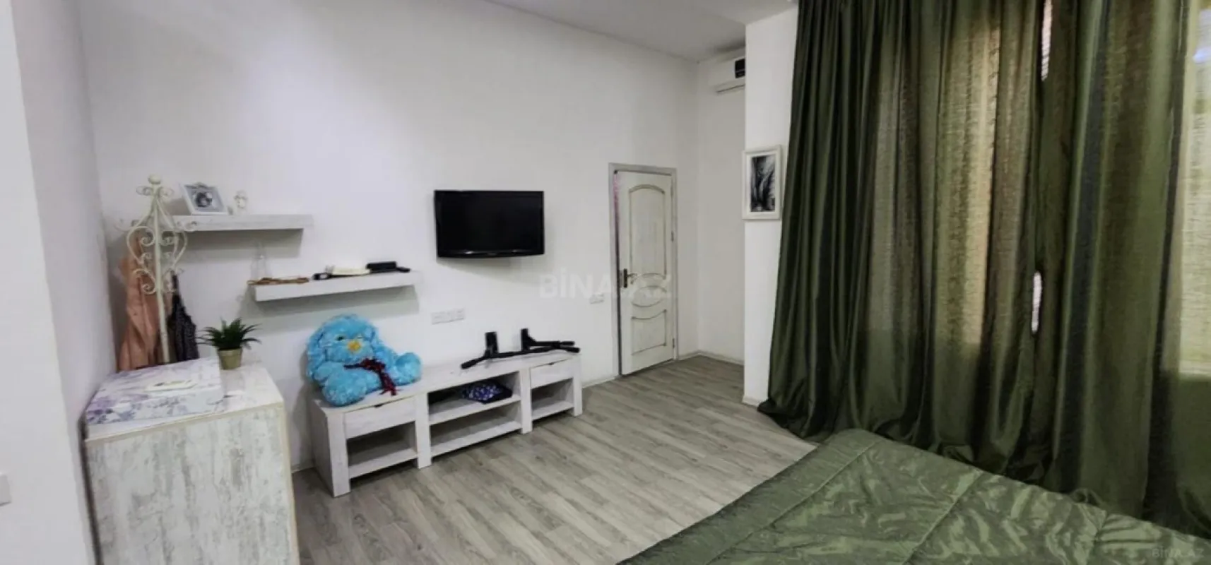 Kirayə verilir 5 otaqlı həyət evi 460 m²
