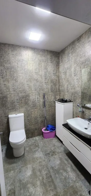 Kirayə verilir 5 otaqlı həyət evi 460 m²