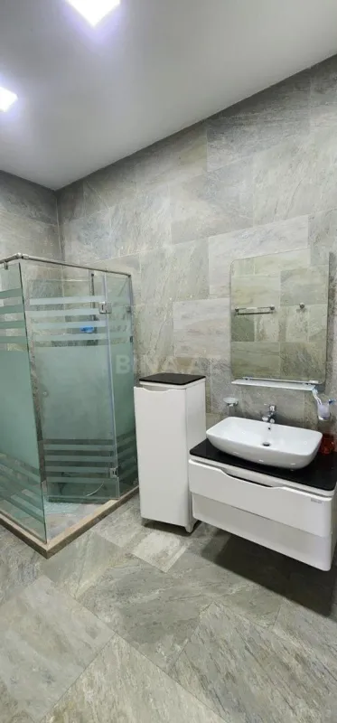 Kirayə verilir 5 otaqlı həyət evi 460 m²