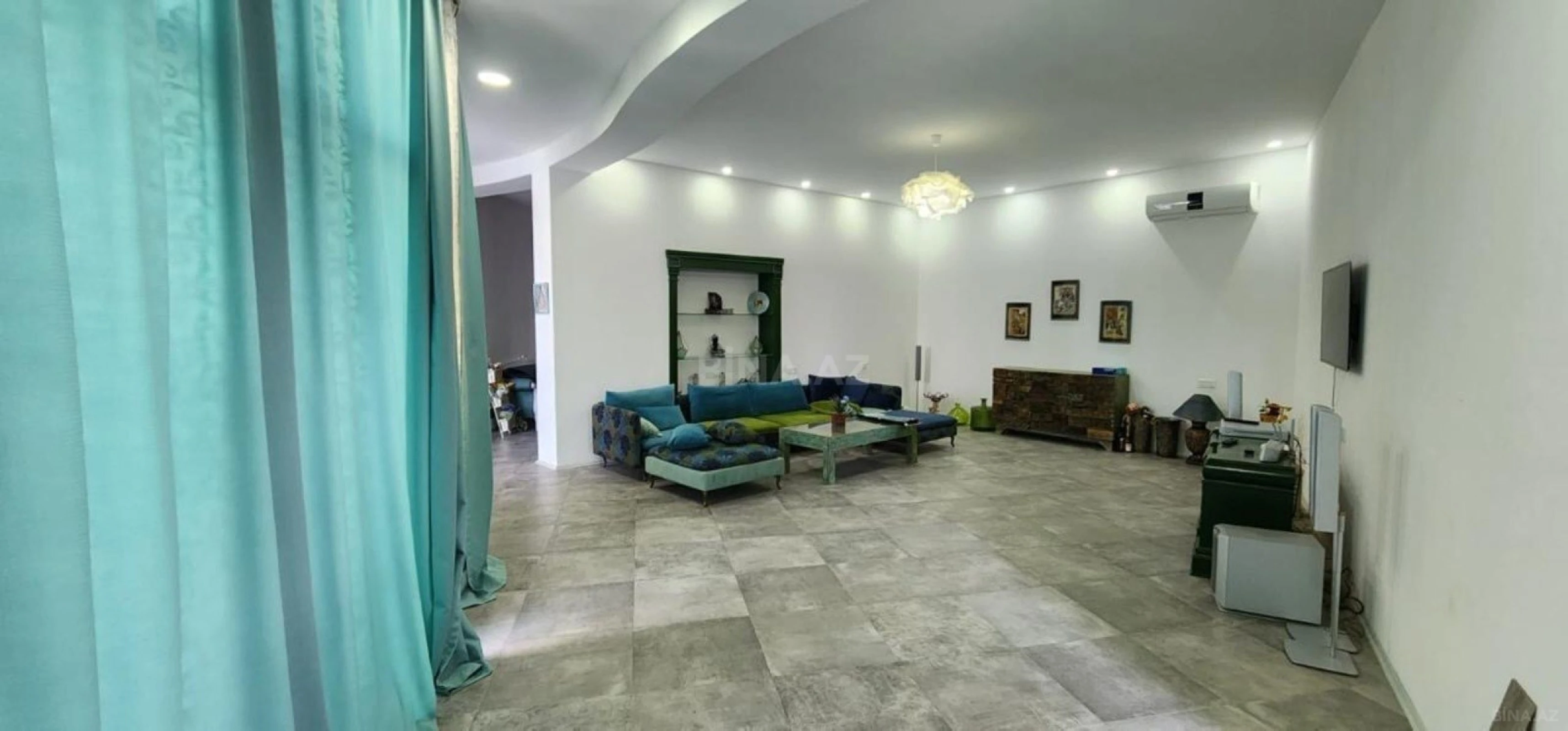 Kirayə verilir 5 otaqlı həyət evi 460 m²