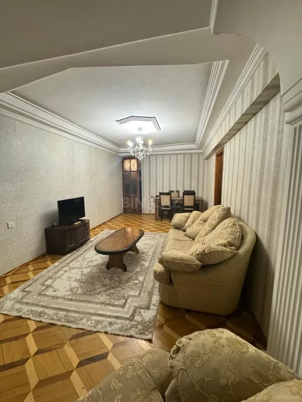 Satılır 3 otaqlı mənzil 90 m²