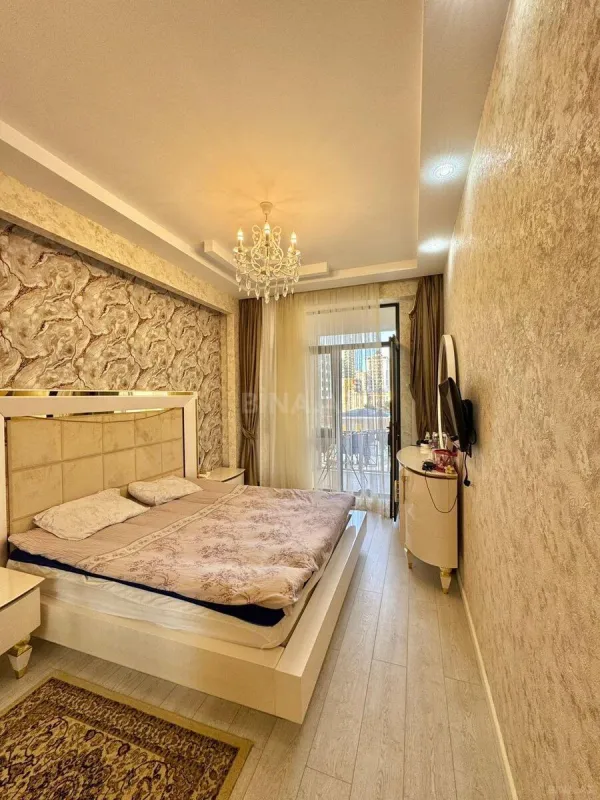 Kirayə verilir 2 otaqlı mənzil 65 m²